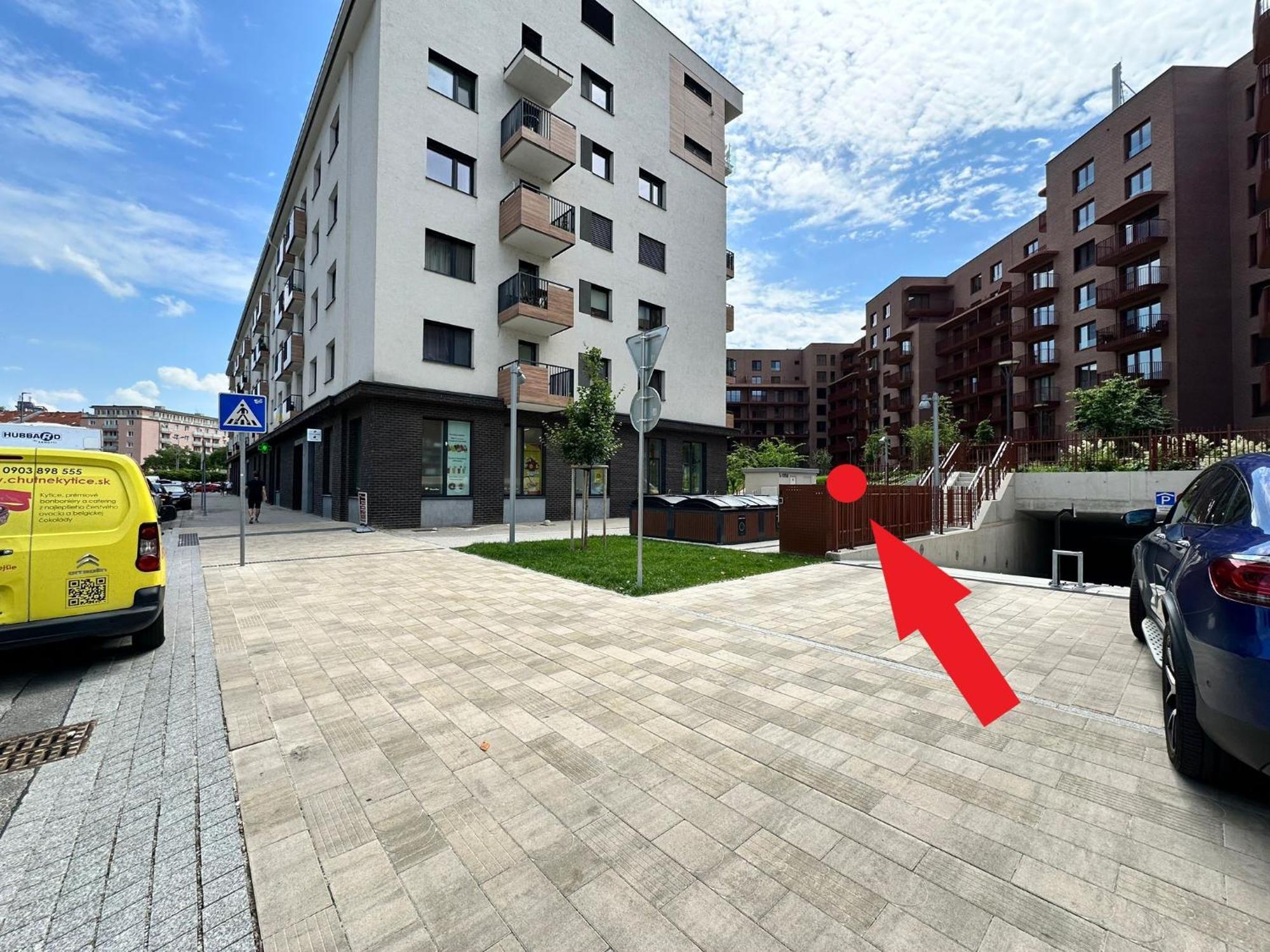 Zwirn1, Uplne Nove, Parkovanie, Klimatizacia, Апартаменти *